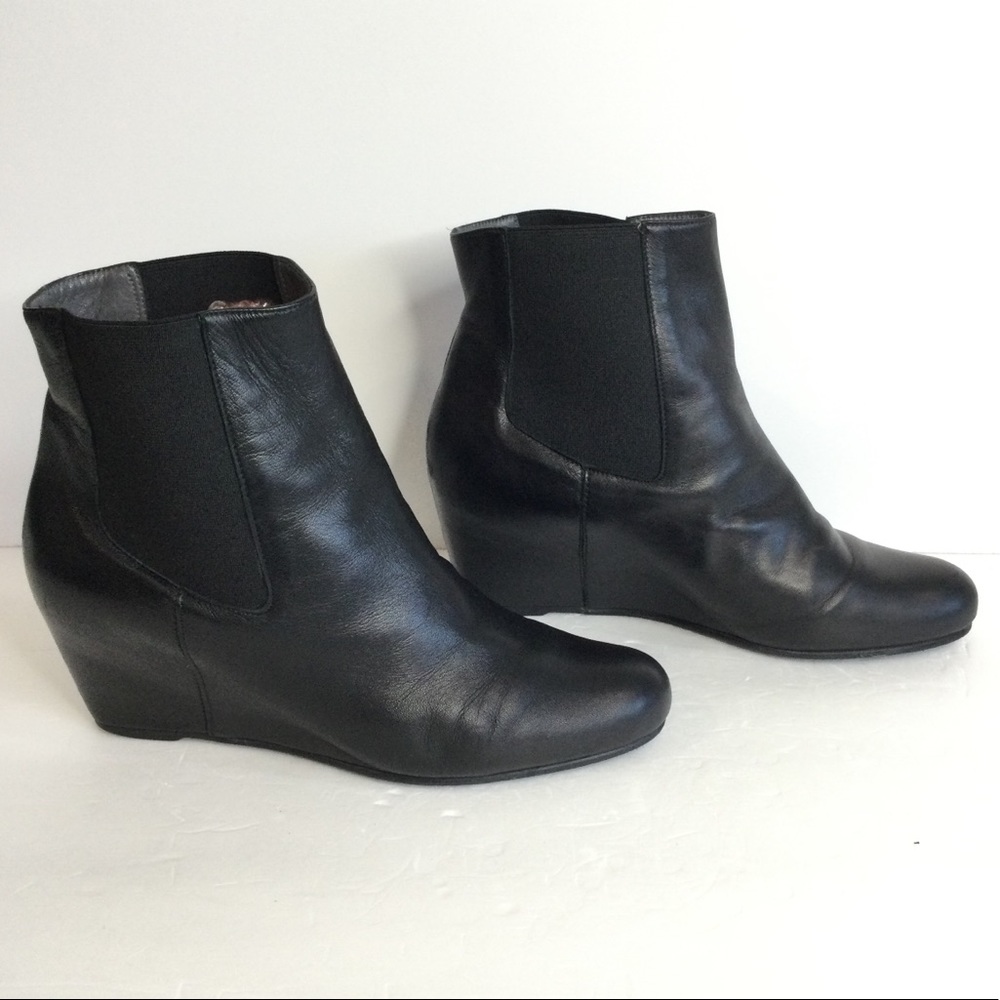 Stuart Weizman Leather Wedge Ankle Boot - image 5